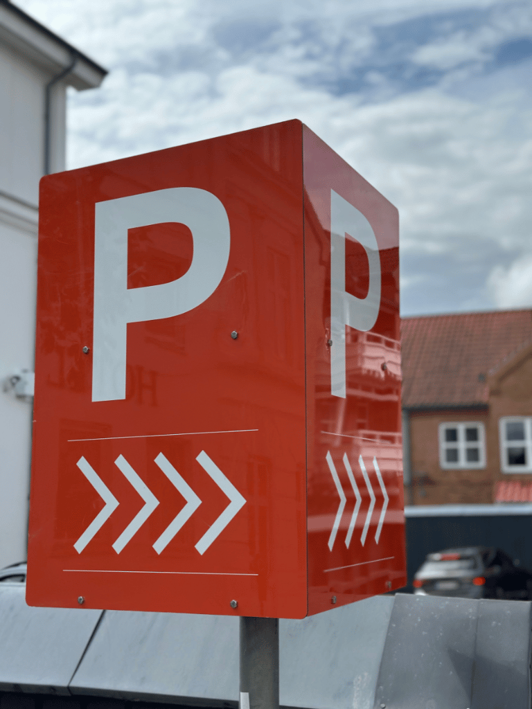 Optimer Din Parkeringsplads: Effektiv Parkeringskontrol for Ejere